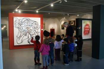 10 ans d'acquisitions, activities with children at the Museum of Ixelles, copyright photo Georges Strens, Belgium 2013 